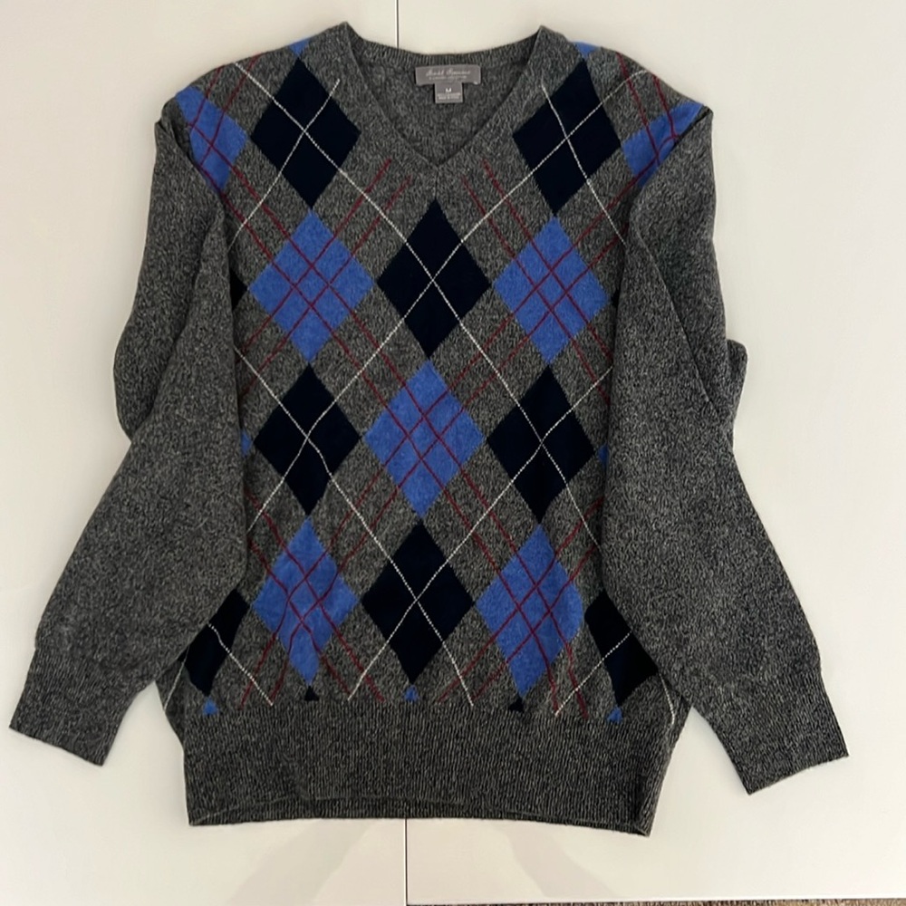 Daniel Cremieux V-Neck Cashmere Sweater